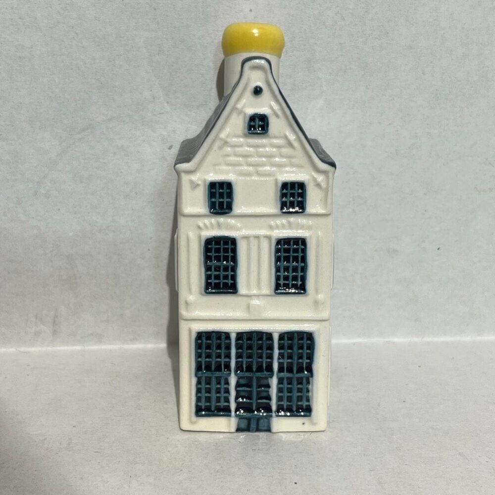 Bols KLM Delft Blue White Ceramic Amsterdam Dutch Canal Miniature House Number 8